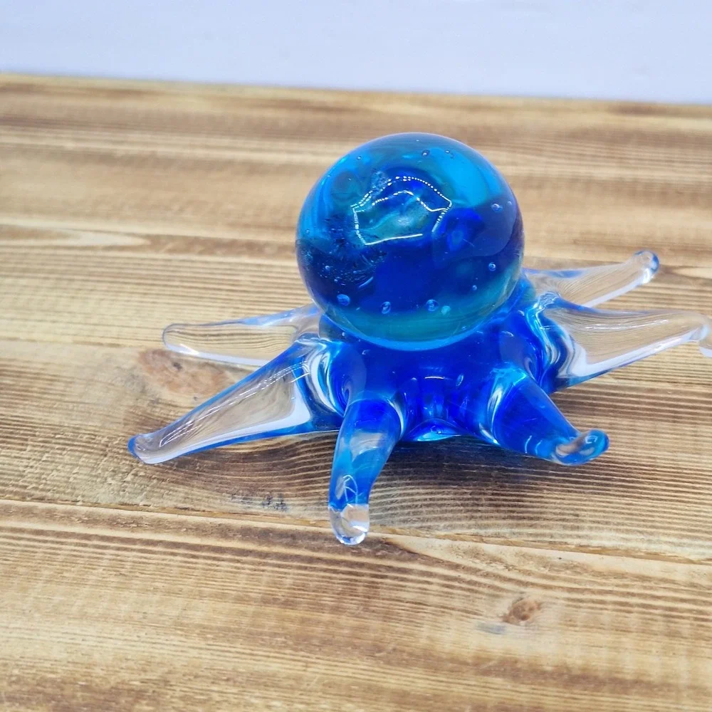 Art Glass Blue  Octopus‎ ~ Beach Decor~ Paperweight Derpy Lovable